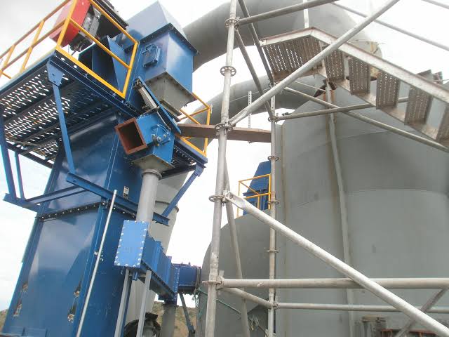 Heavy-Duty Bucket Elevators for Bulk Material Handling