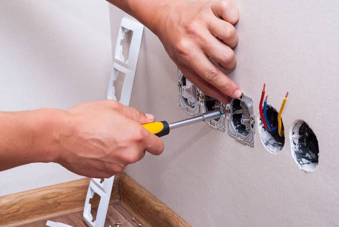 Home Electrical Safety Walkthrough for Kansas City, Kansas Homes