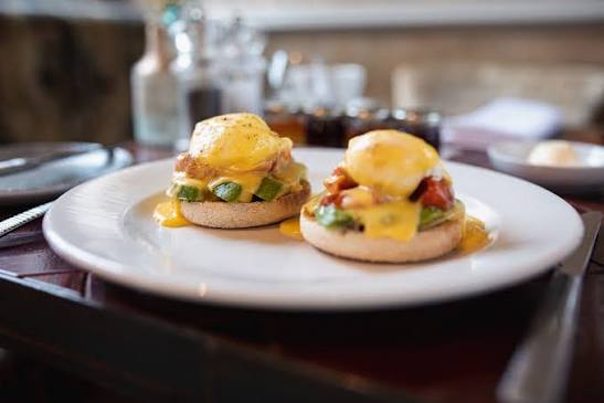 Vancouver Brunch Hours: Where and When to Eat This Weekend